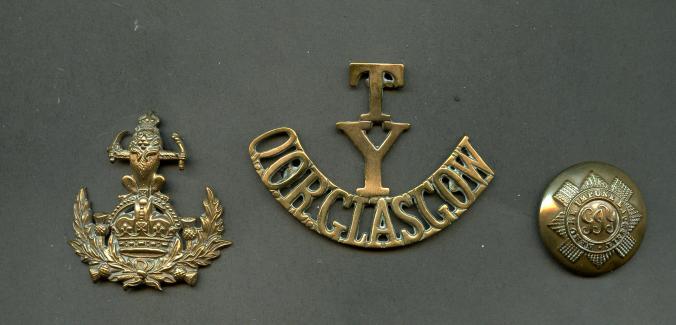 Set of The Queen' Own Royal Glasgow Yeomanry WW1  Badges