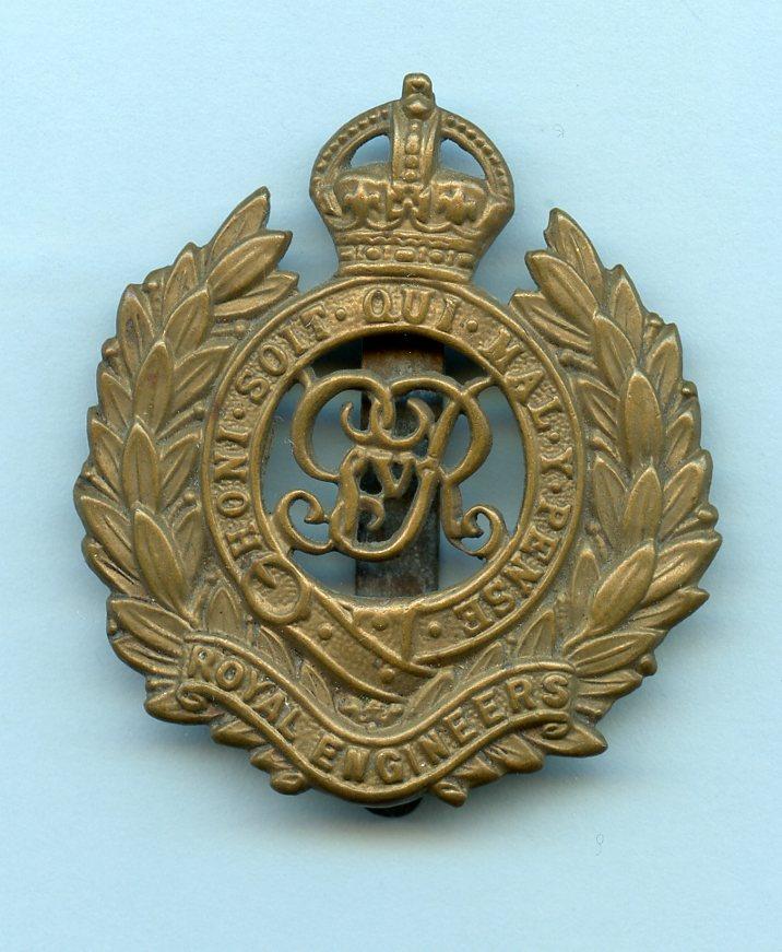 WW1 Royal Engineers  Brass  Cap Badge