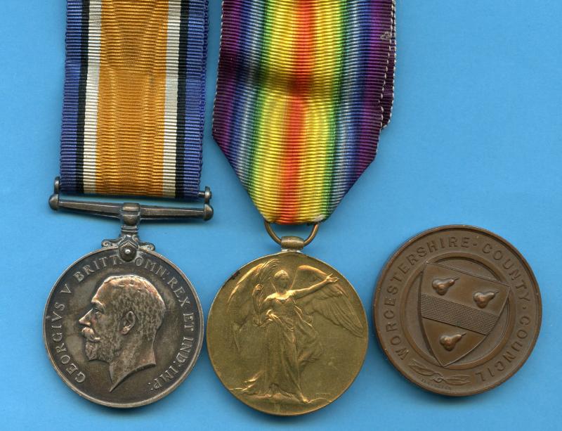 WW1 British War & Victory Medals Pair & Worcestershire School Medal  To Pte William C Bailey, Worcestershire Regiment