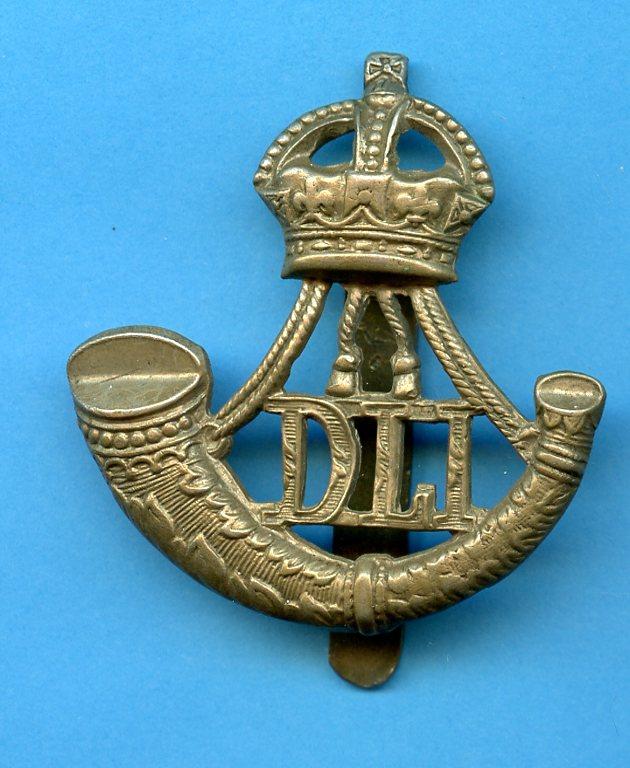 Durham Light Infantry WW1 Cap badge