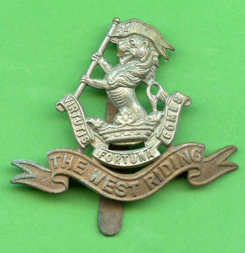 The Duke of Wellington's ( West Riding Regiment ) WW1  Bi- Metal Cap badge