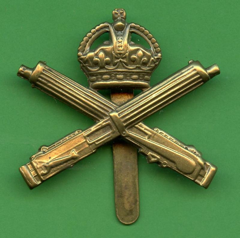 WW1 Machine Gun Corps Brass Kings Crown Cap Badge