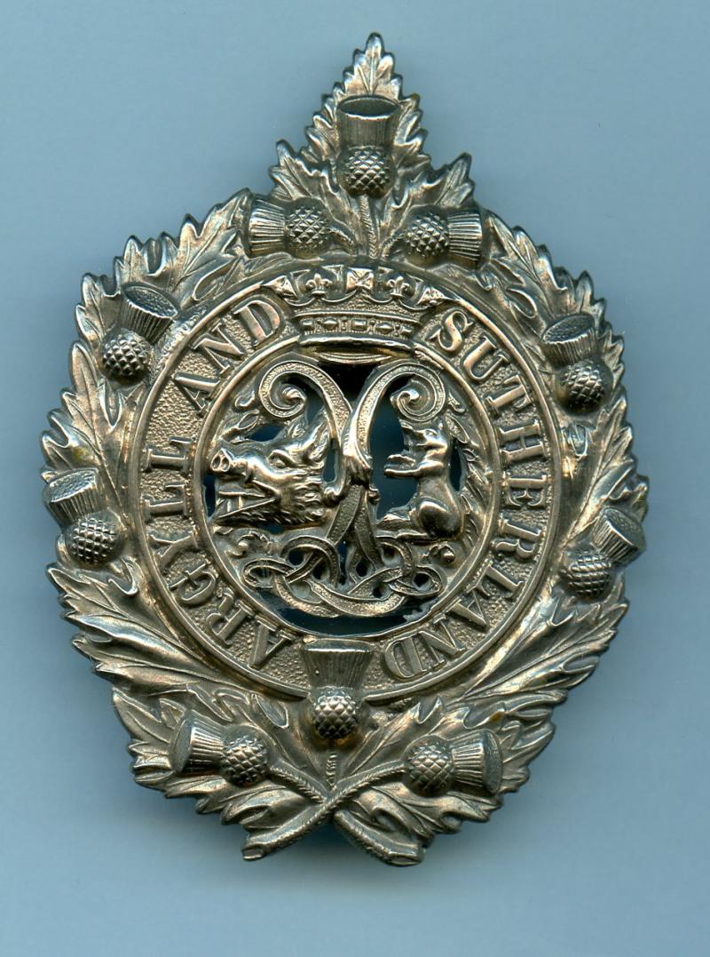 WW1 Argyll & Sutherland Highlanders  White Metal Cap Badge