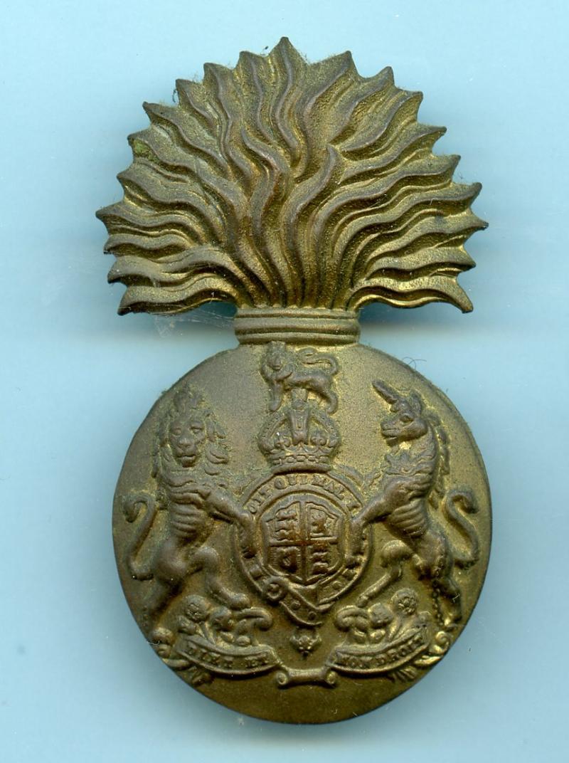 WW1 Royal Scots Fusiliers   Kings Crown Cap, Glengarry Badge