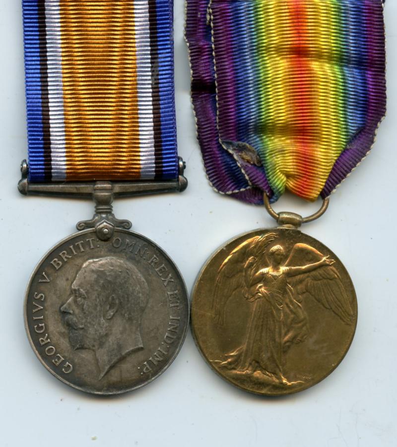 WW1 British War & Victory Medals Pair to Pte 2 Robert McNaught, Royal Air Force
