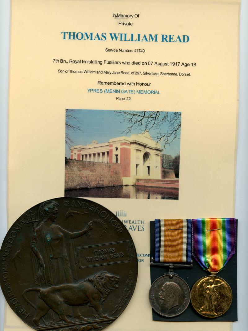 WW1 First War Pair Medals & Memorial Plaque To Pte Thomas William Read,7th Bn., Royal Inniskilling Fusiliers