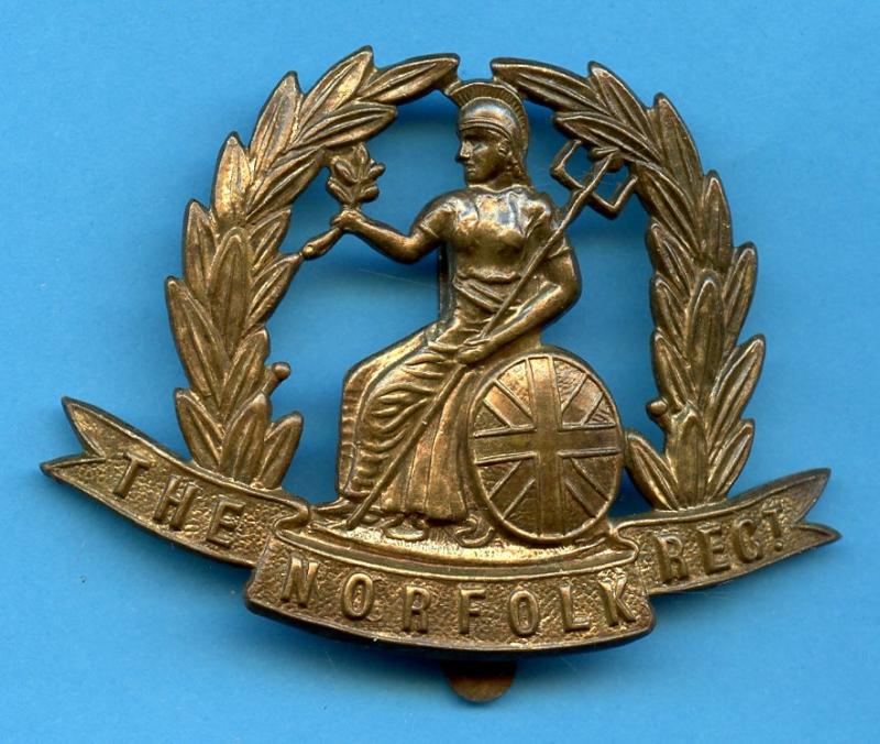 The Norfolk Regiment WW1 Brass Cap Badge