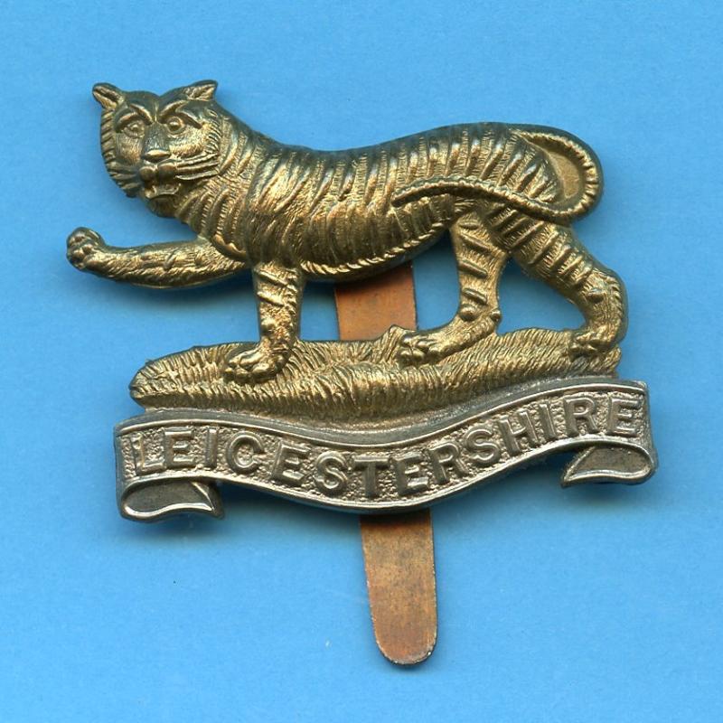The Territorial Battalion Leicestershire Regiment WW1 Cap Badge