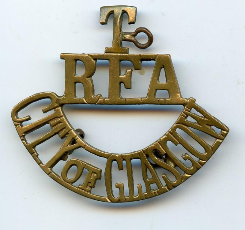 T. R.F.A. City of Glasgow Royal Field Artillery Territorial Brass Shoulder Title Badge